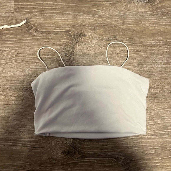 White Crop Top - Picture 1 of 3